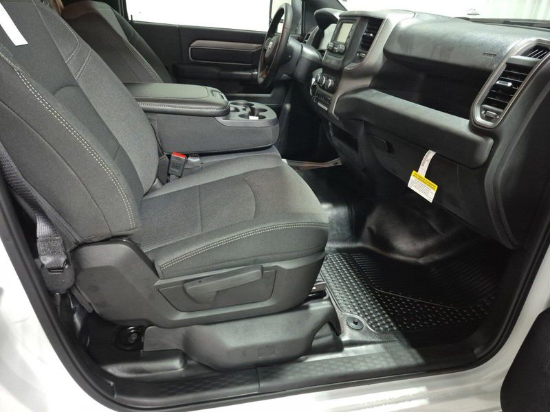 2024 RAM 2500 Tradesman Regular Cab 4x4 8