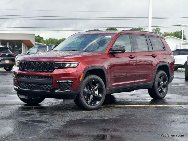2025 Jeep Grand Cherokee L Limited 4x4Image 7