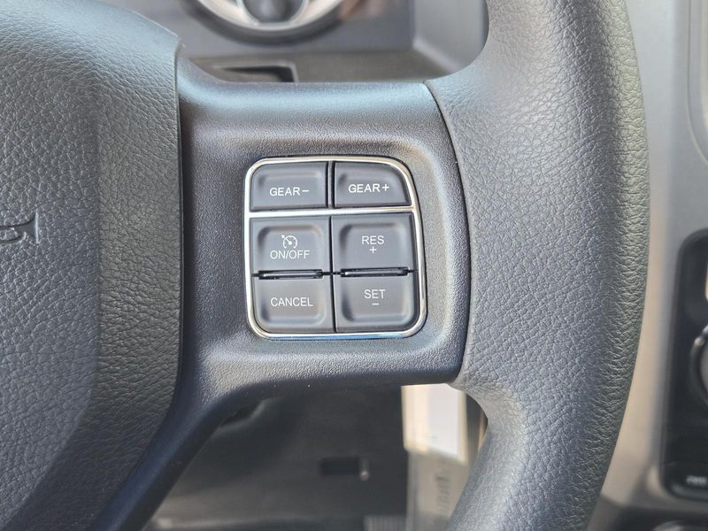 New 2024 RAM 1500 Classic Tradesman Crew Cab 4x4 5'7' Box