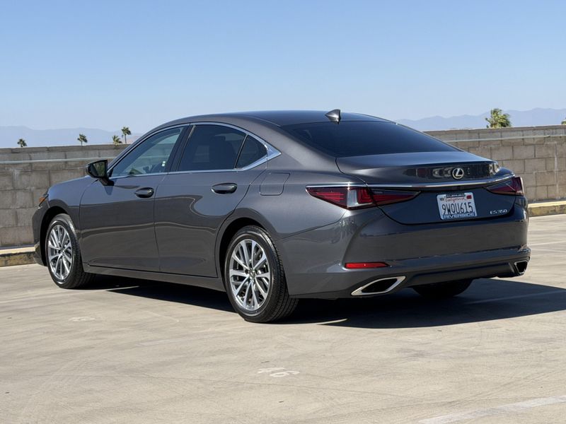 Used 2025 Lexus ES 350Image 6