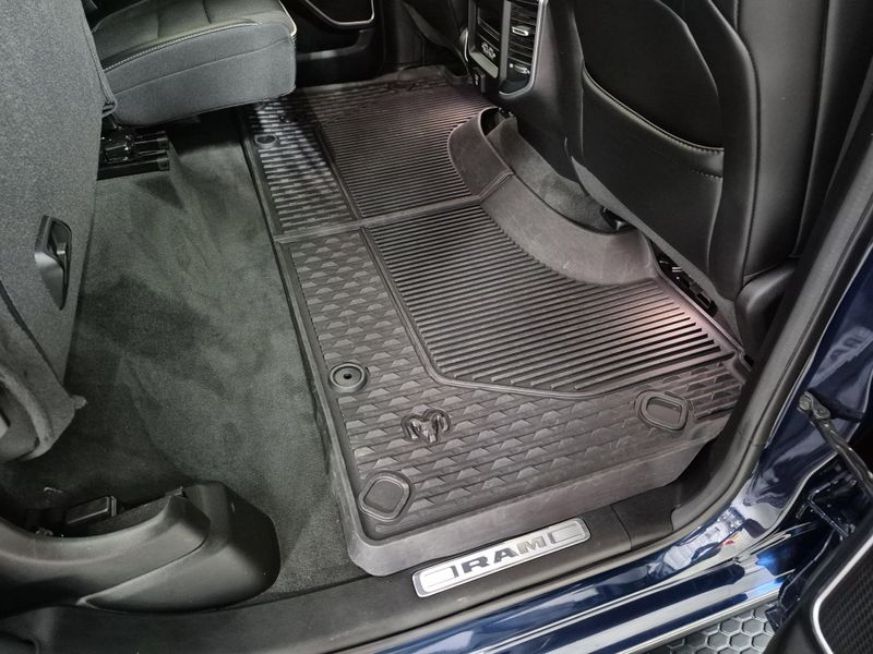 2020 RAM 1500 LaramieImage 11