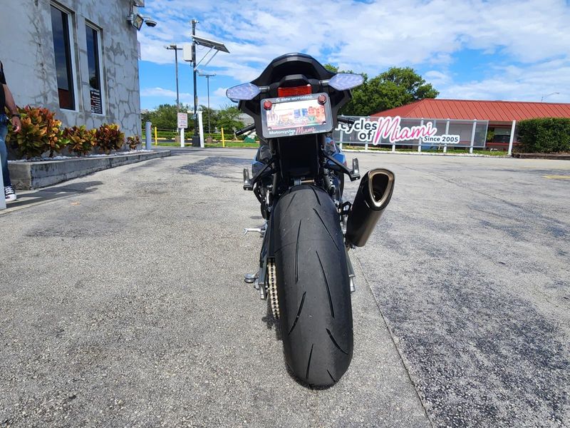 2025 BMW S 1000 RRImage 9