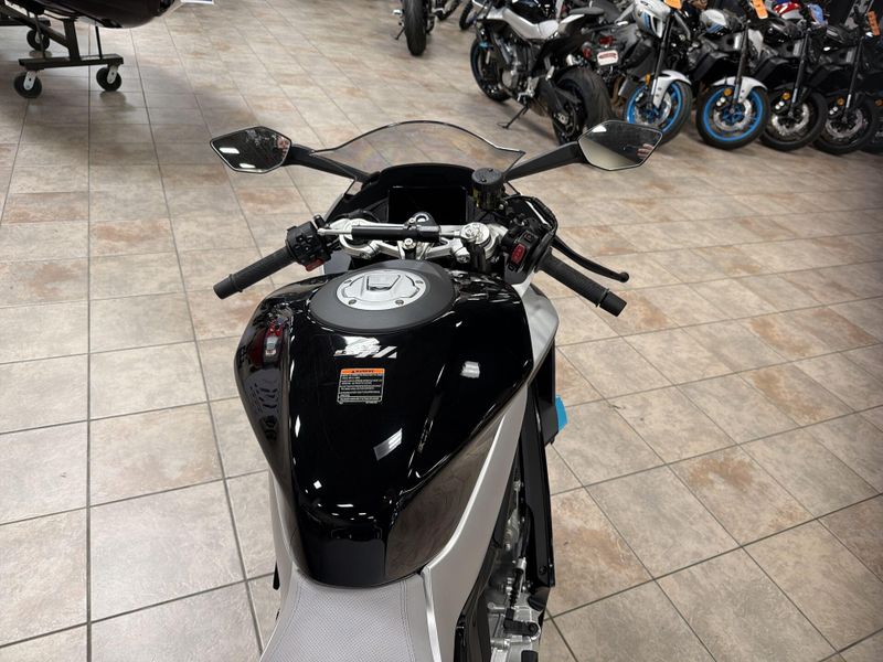 New 2026 CFMOTO 675SS Image 25