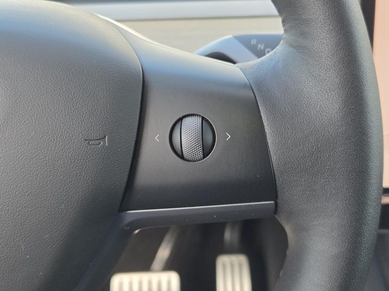 Used 2022 Tesla Model Y Performance AWD