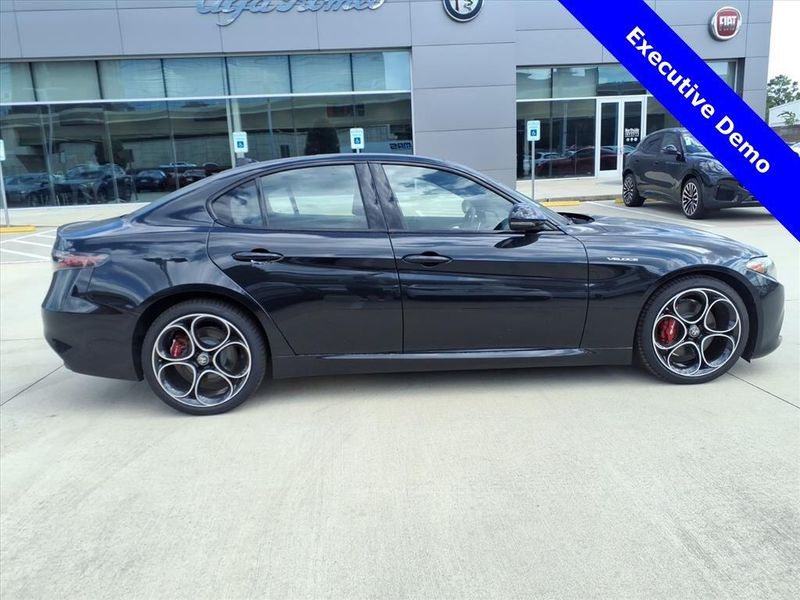 New 2025 Alfa Romeo Giulia RwdImage 5