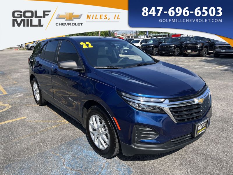 2022 Chevrolet Equinox LS photo 4