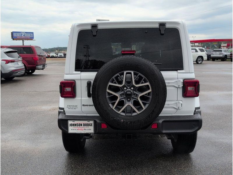 New 2025 Jeep Wrangler 4-door SaharaImage 4