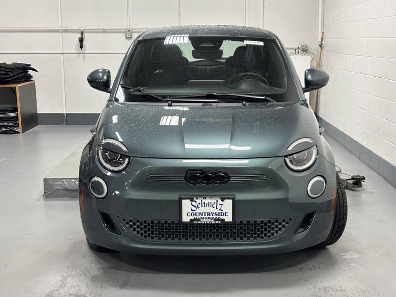 New 2025 Fiat 500e Giorgio Armani Collector
