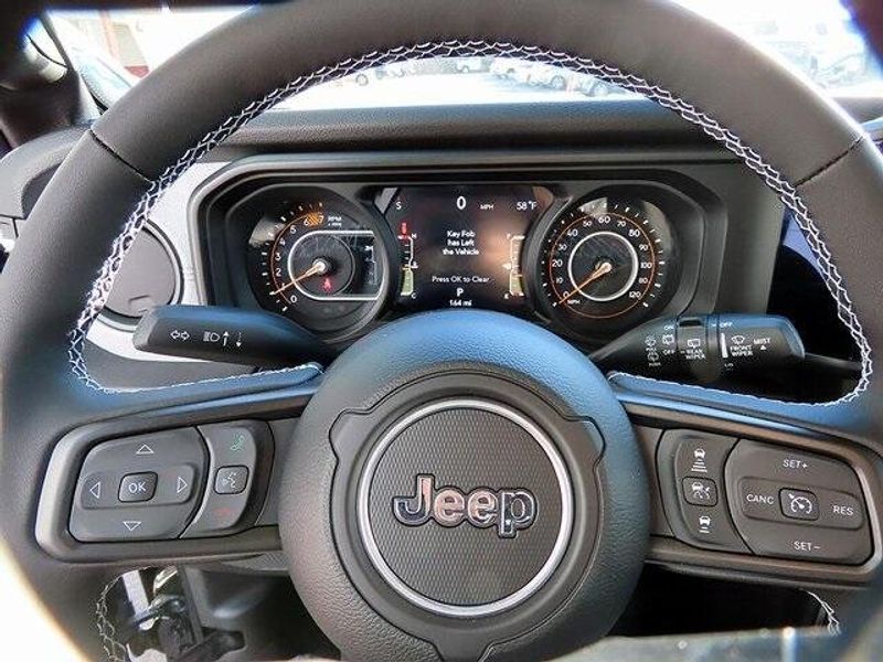 2025 Jeep Wrangler WillysImage 14