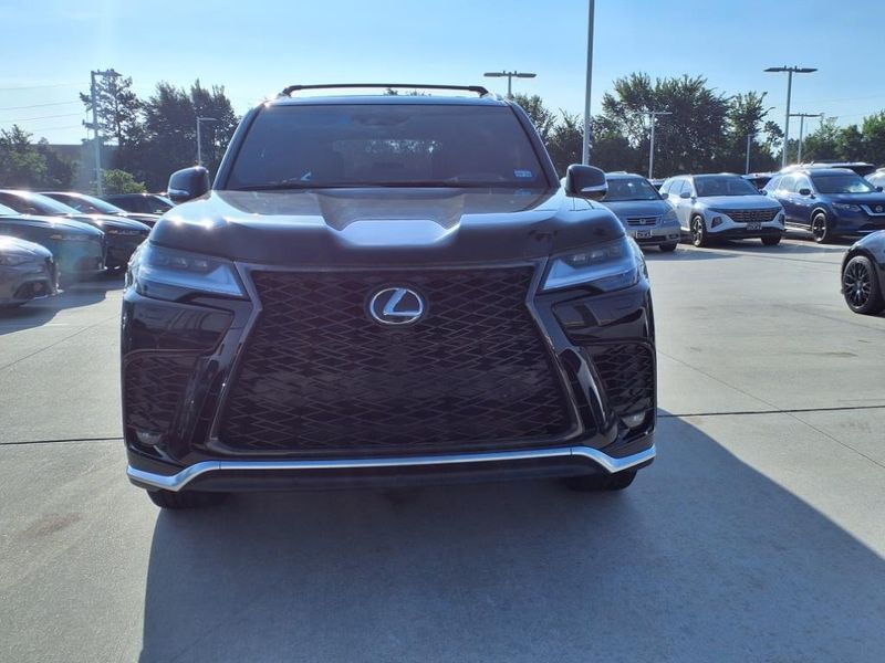 2022 Lexus LX 600 F SPORTImage 14