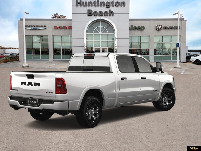 2025 RAM 1500 Big Horn Crew Cab 4x4Image 7