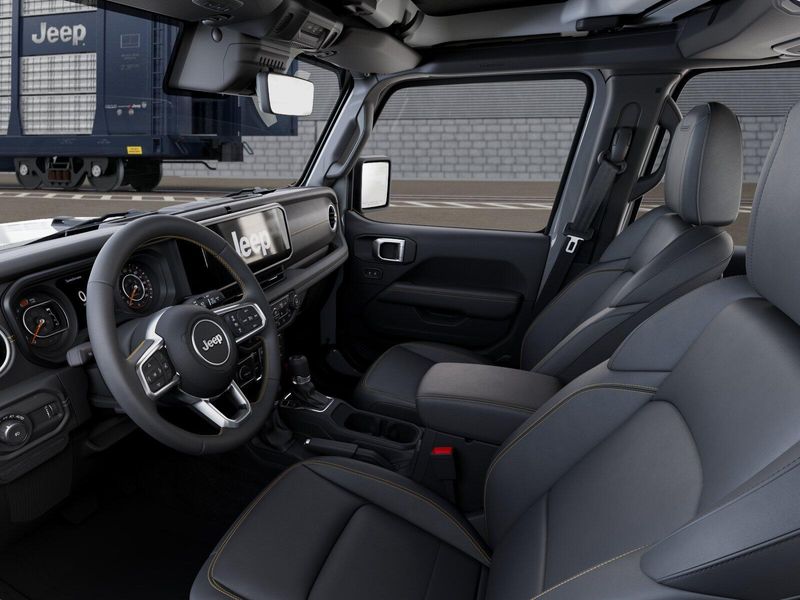 New 2026 Jeep Wrangler 4-door SaharaImage 22