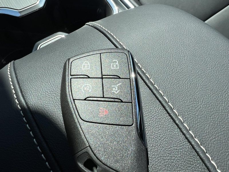 2026 Gmc Acadia Elevation photo 34