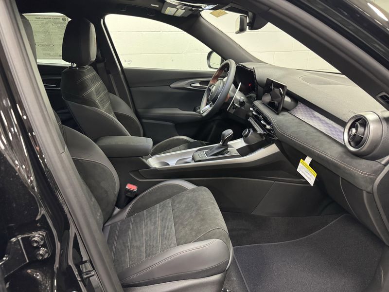 New 2025 Alfa Romeo Tonale Intensa Hybrid EawdImage 10