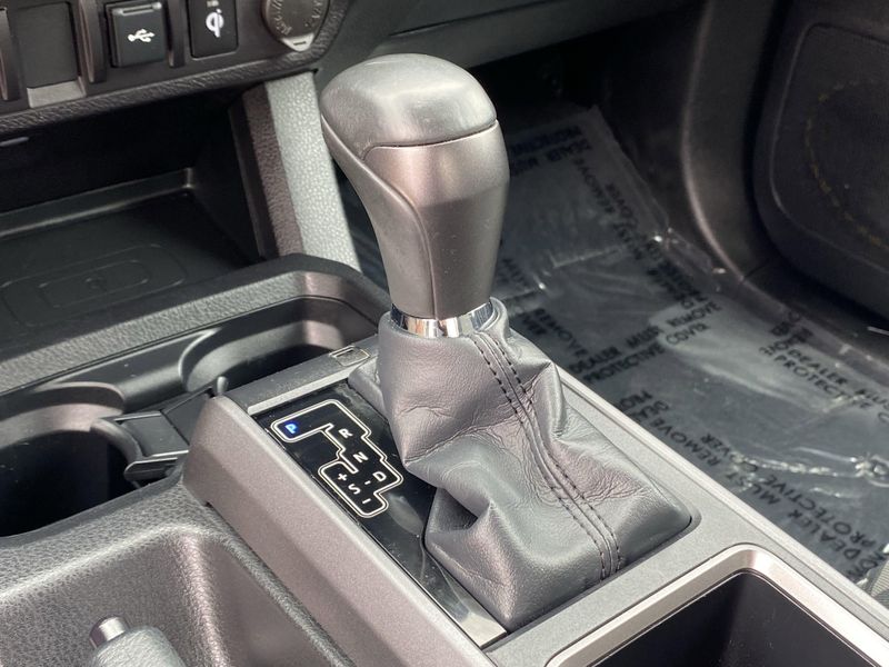 Used 2022 Toyota Tacoma TRD SportImage 24