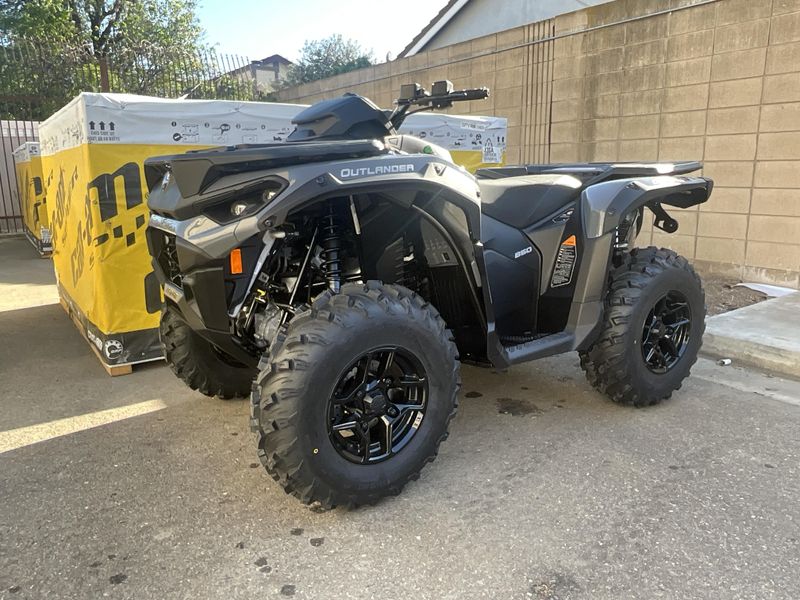 New 2025 Can-Am OUTLANDER 850 Image 1