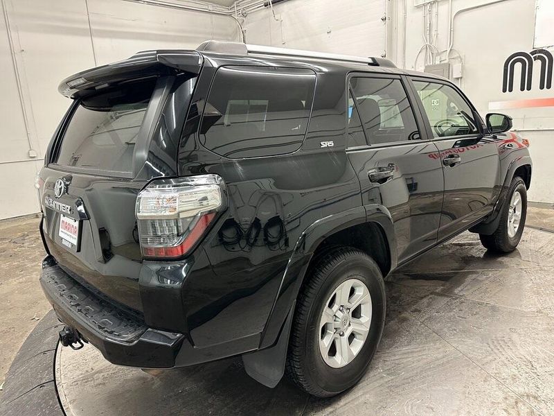 2021 Toyota 4Runner SR5Image 14