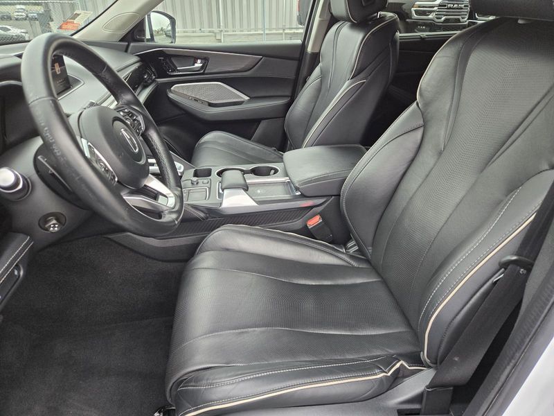 Used 2022 Acura MDX SH-AWD w/Advance Package