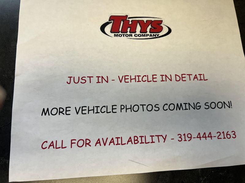 Used 2020 Jeep Cherokee Trailhawk EliteImage 2