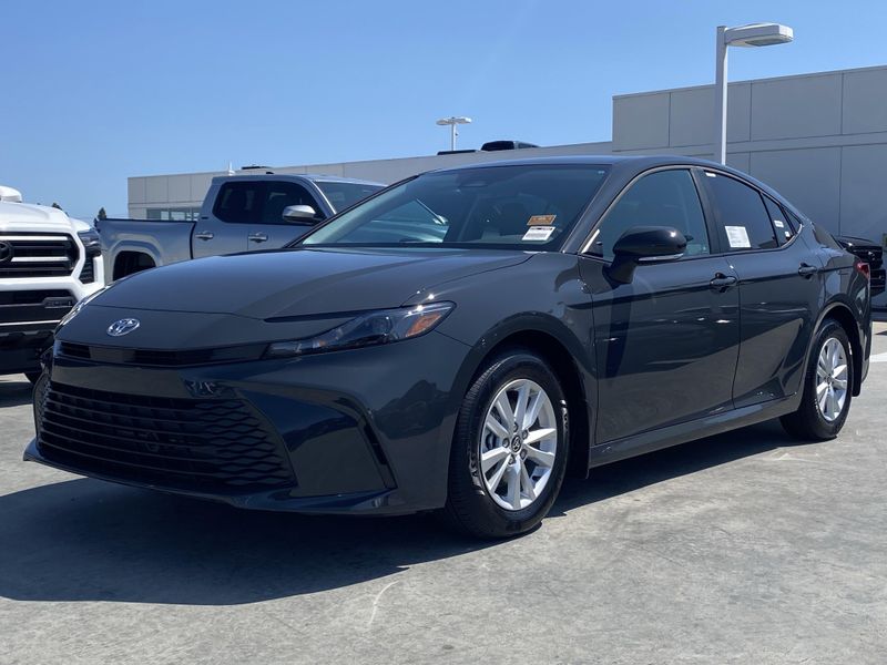 New 2025 Toyota Camry Image 6