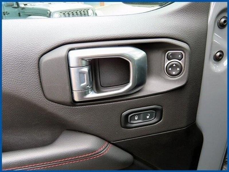 2023 Jeep Wrangler RubiconImage 12