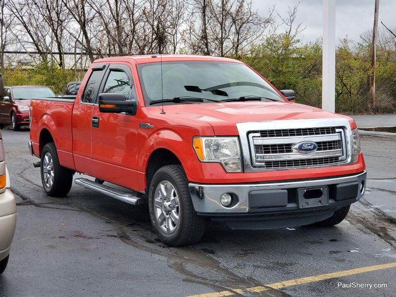 2013 Ford F-150 XLTImage 9