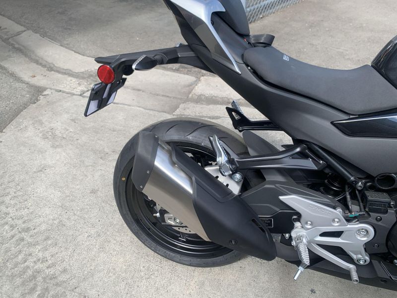 New 2025 CFMOTO 450SS Image 11