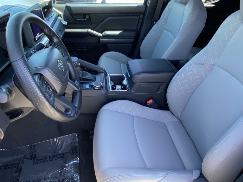 New 2025 Toyota Tacoma SR5Image 14