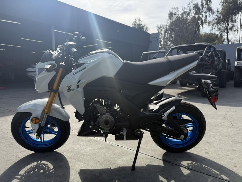 New 2026 Kawasaki Z125 PRO Image 12