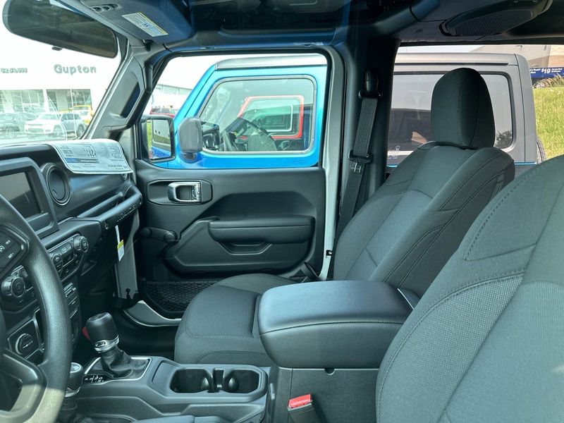 2023 Jeep Wrangler 2-door Sport 4x4Image 12