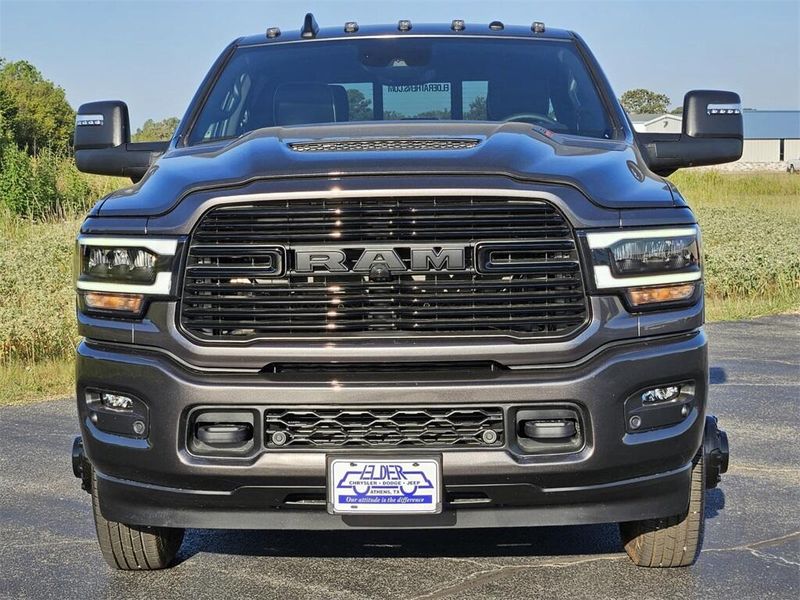 2024 RAM 3500 Laramie Crew Cab 4x4 8