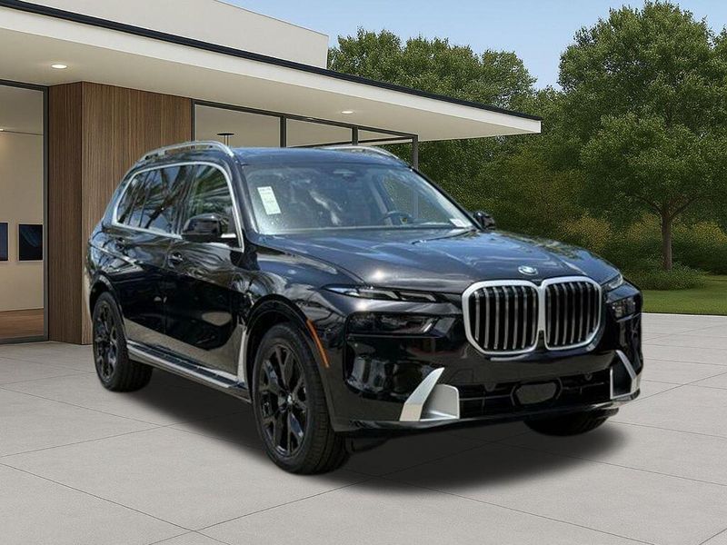 New 2027 BMW X7 xDrive40iImage 6