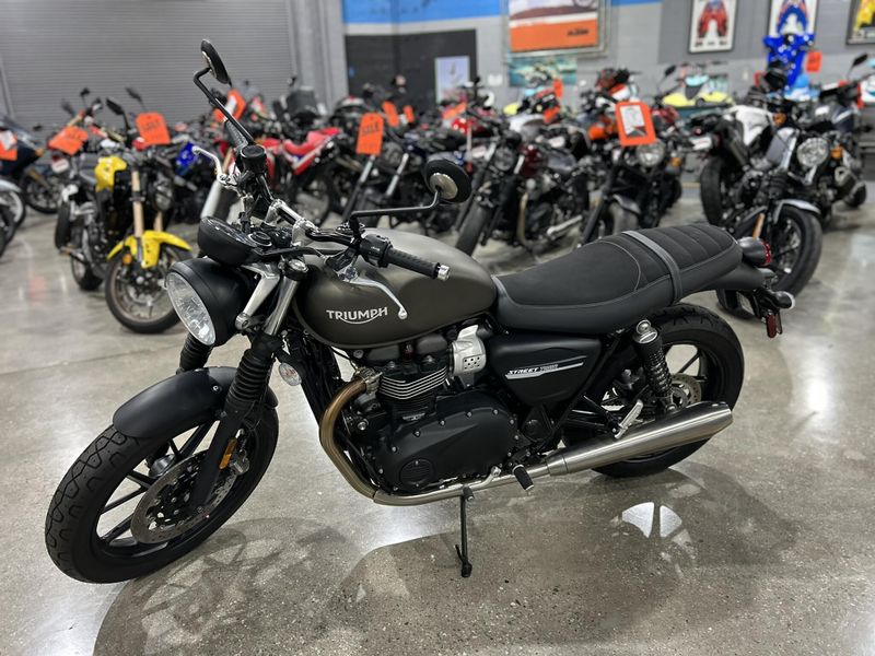 Used 2020 Triumph STREET TWIN Image 7