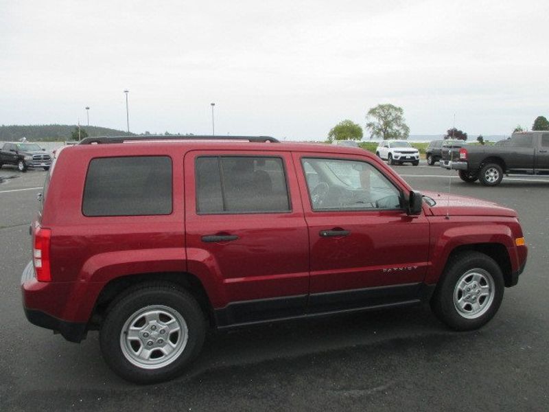 2016 Jeep Patriot SportImage 6