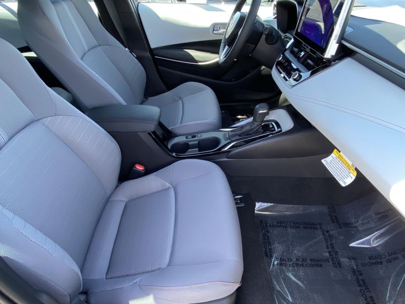 Used 2025 Toyota Corolla FXImage 10