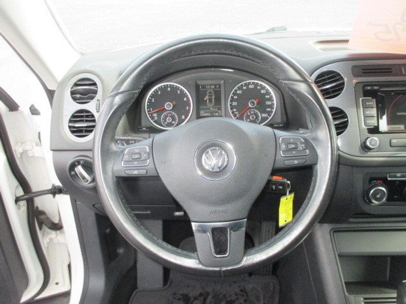 2012 Volkswagen Tiguan Image 20