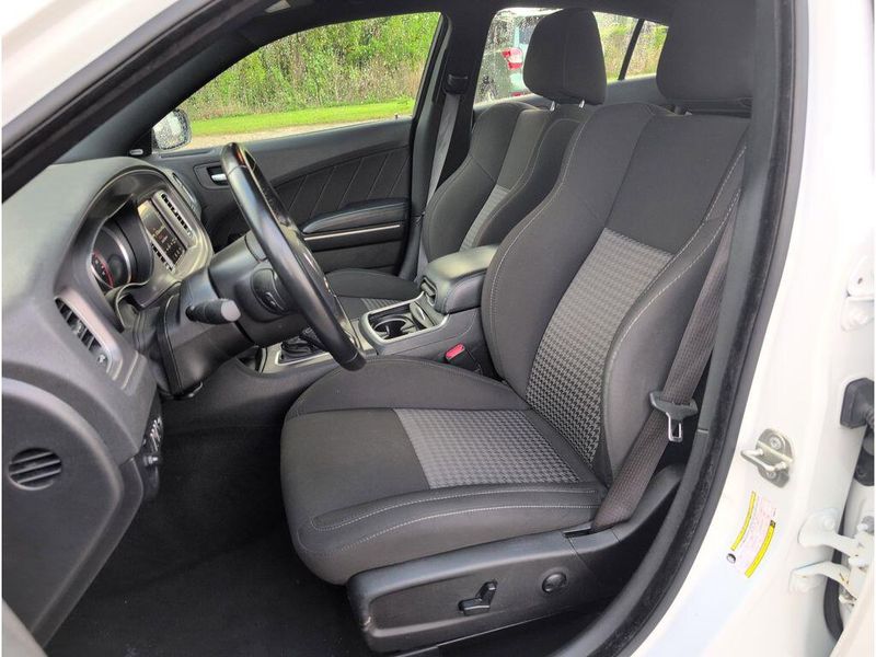 Used 2023 Dodge Charger GTImage 10