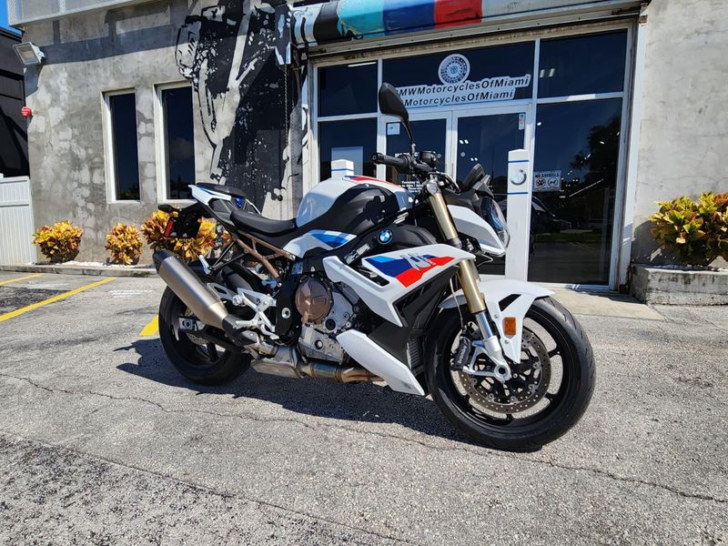 Used 2023 BMW S 1000 R Image 10
