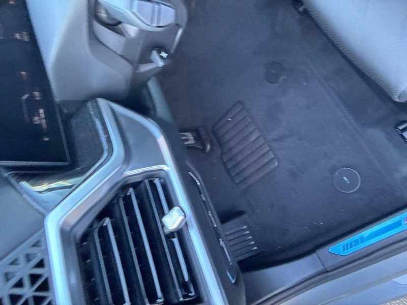 New 2027 BMW X7 xDrive40iImage 19