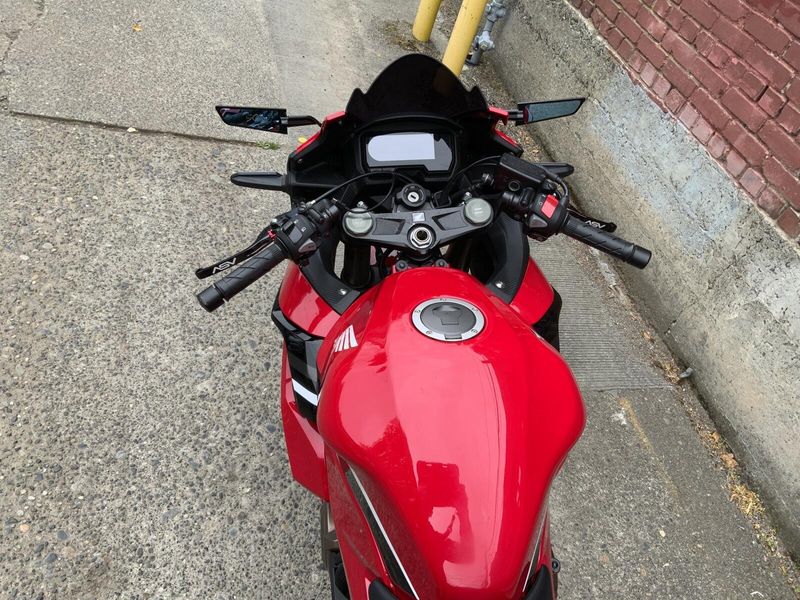 2022 Honda CBR500RA