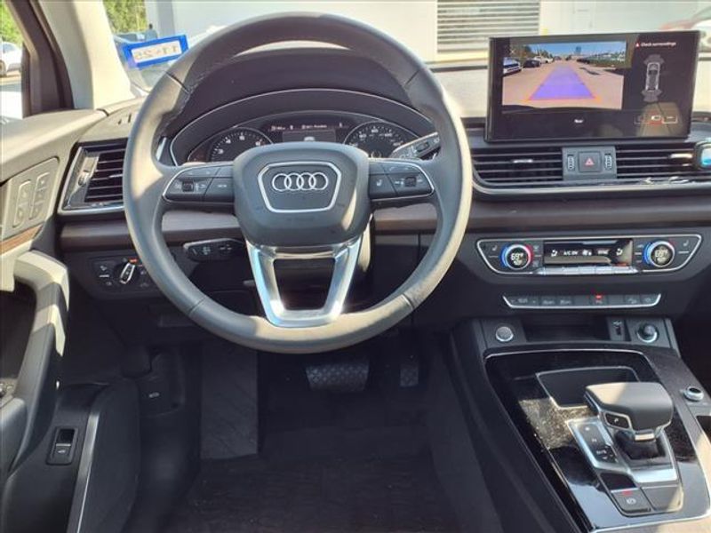 2023 Audi Q5 40 PremiumImage 16