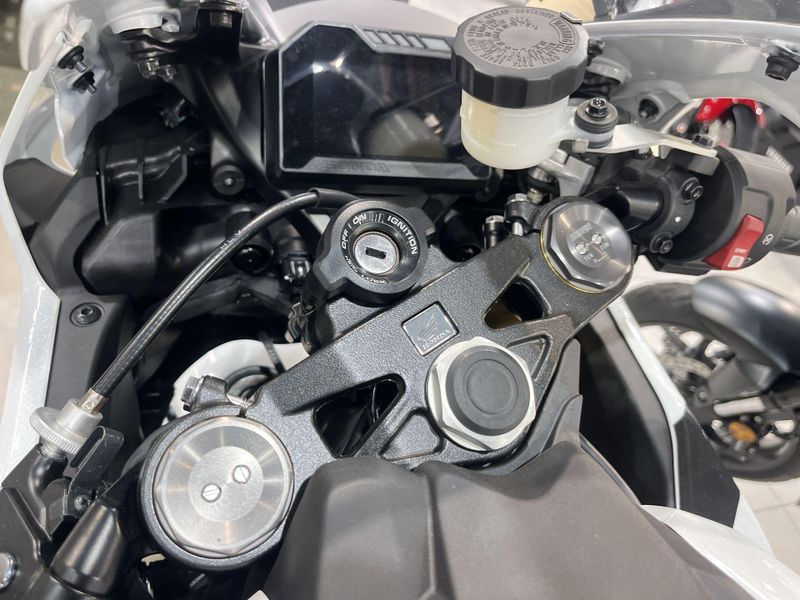 New 2026 Honda CBR1000RR Image 11