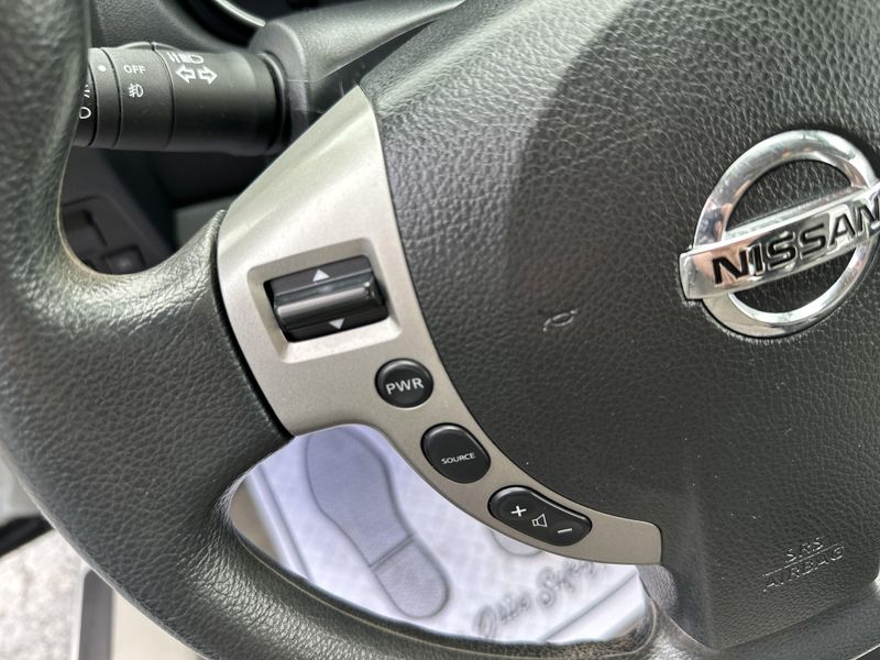 2012 Nissan Rogue SImage 24