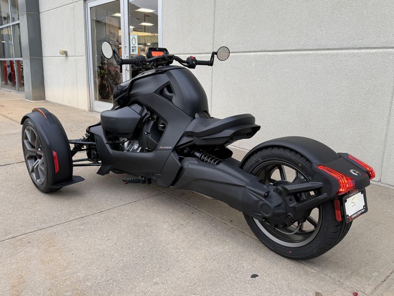 2025 Can-Am RYKER 600Image 3