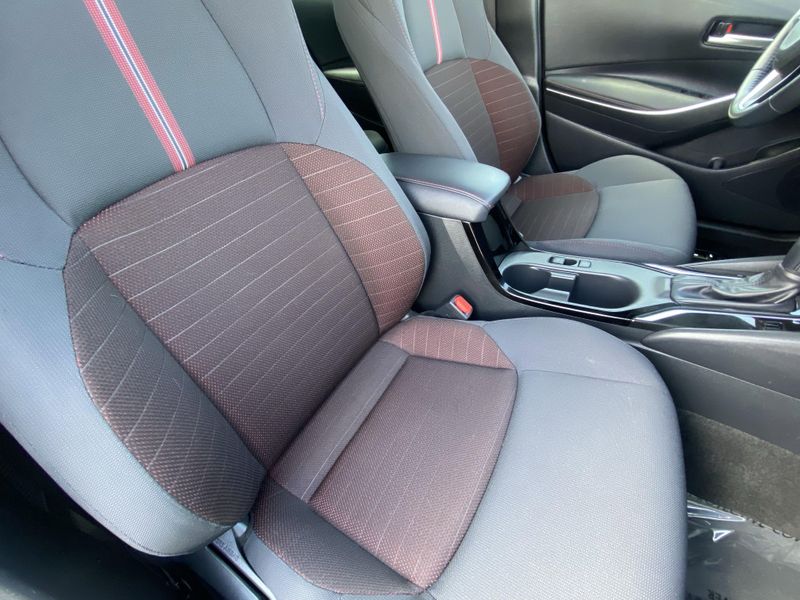 2024 Toyota Corolla SEImage 13