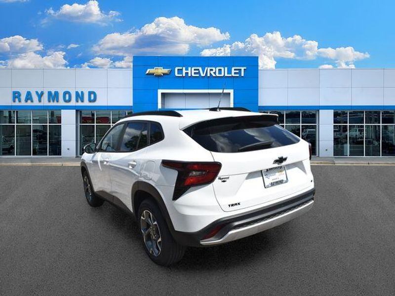 New 2026 Chevrolet Trax LTImage 6