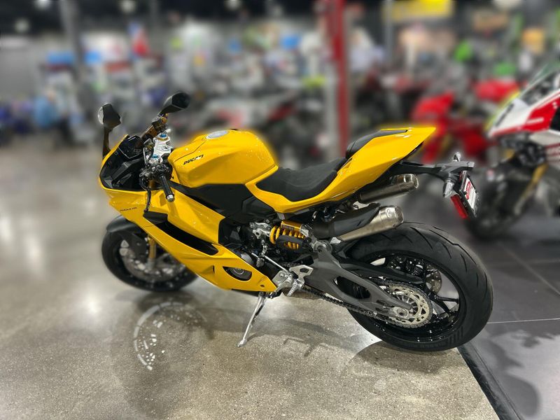 New 2026 Ducati PANIGALE V2 S Image 18