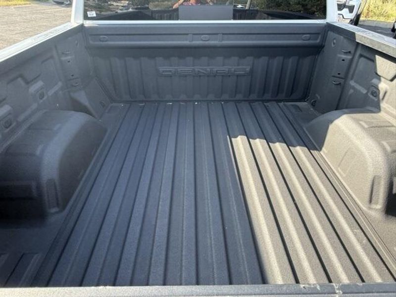 2024 Gmc Sierra 1500 Denali photo 19