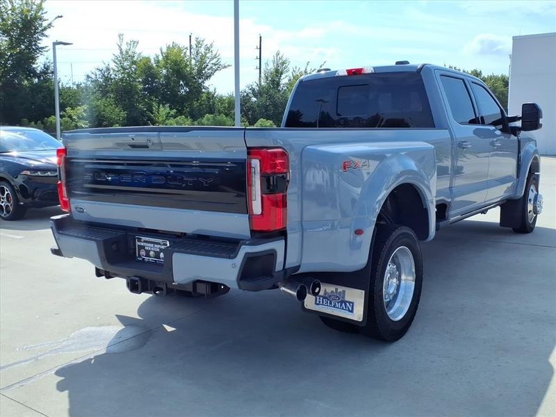 Used 2025 Ford F-450 PlatinumImage 11