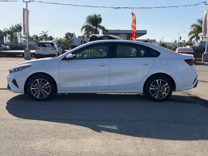 Used 2023 Kia Forte LXSImage 4